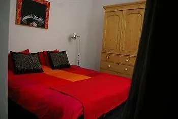 Aparthotel Typically بروكسل
